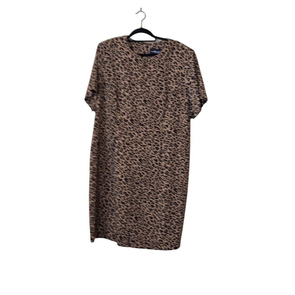 Sag Harbor Woman Leopard Print Fall Short Sleeve Shift Midi Dress Tan Black 22W